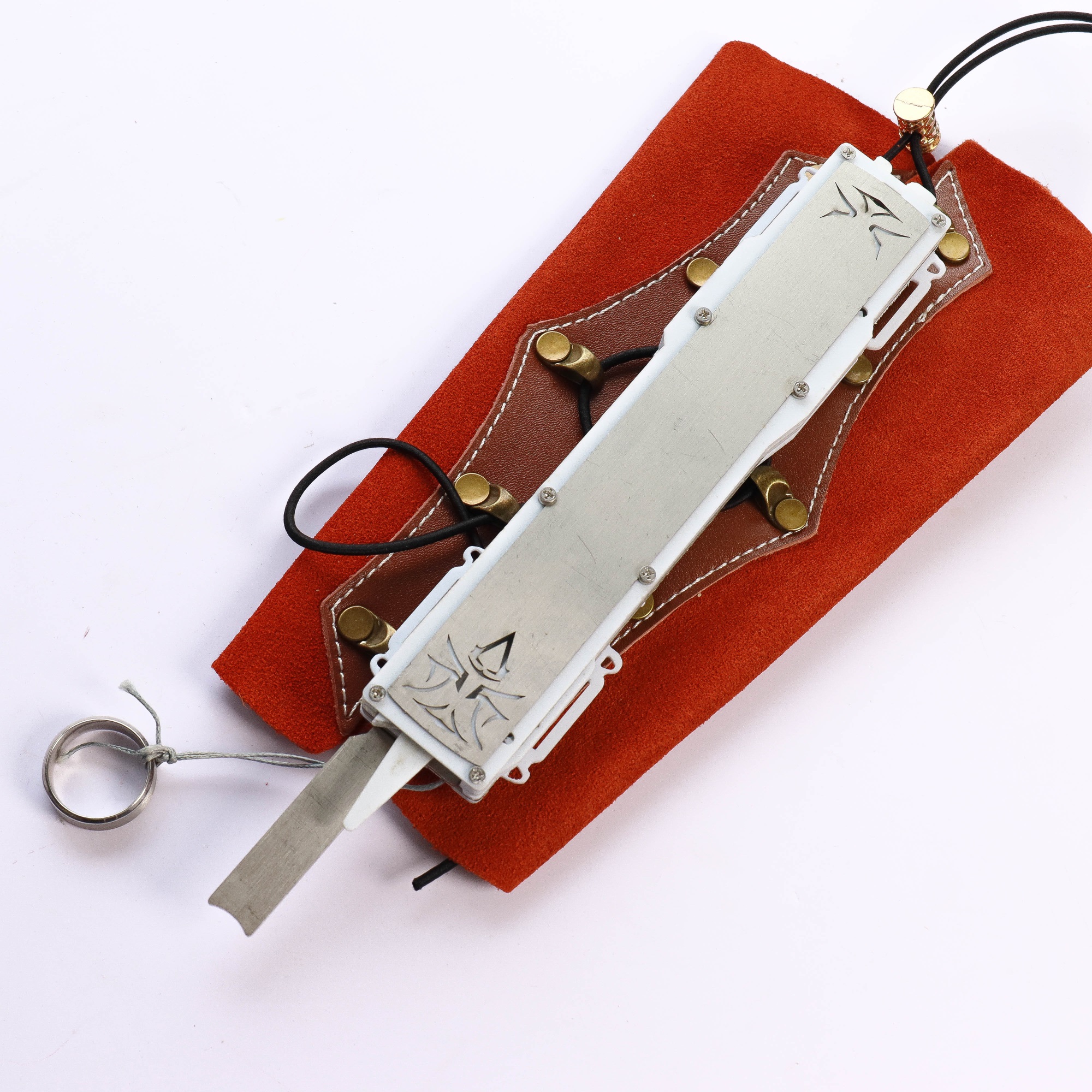 Hidden Blade Plastic Blade -  hidden blade image 2