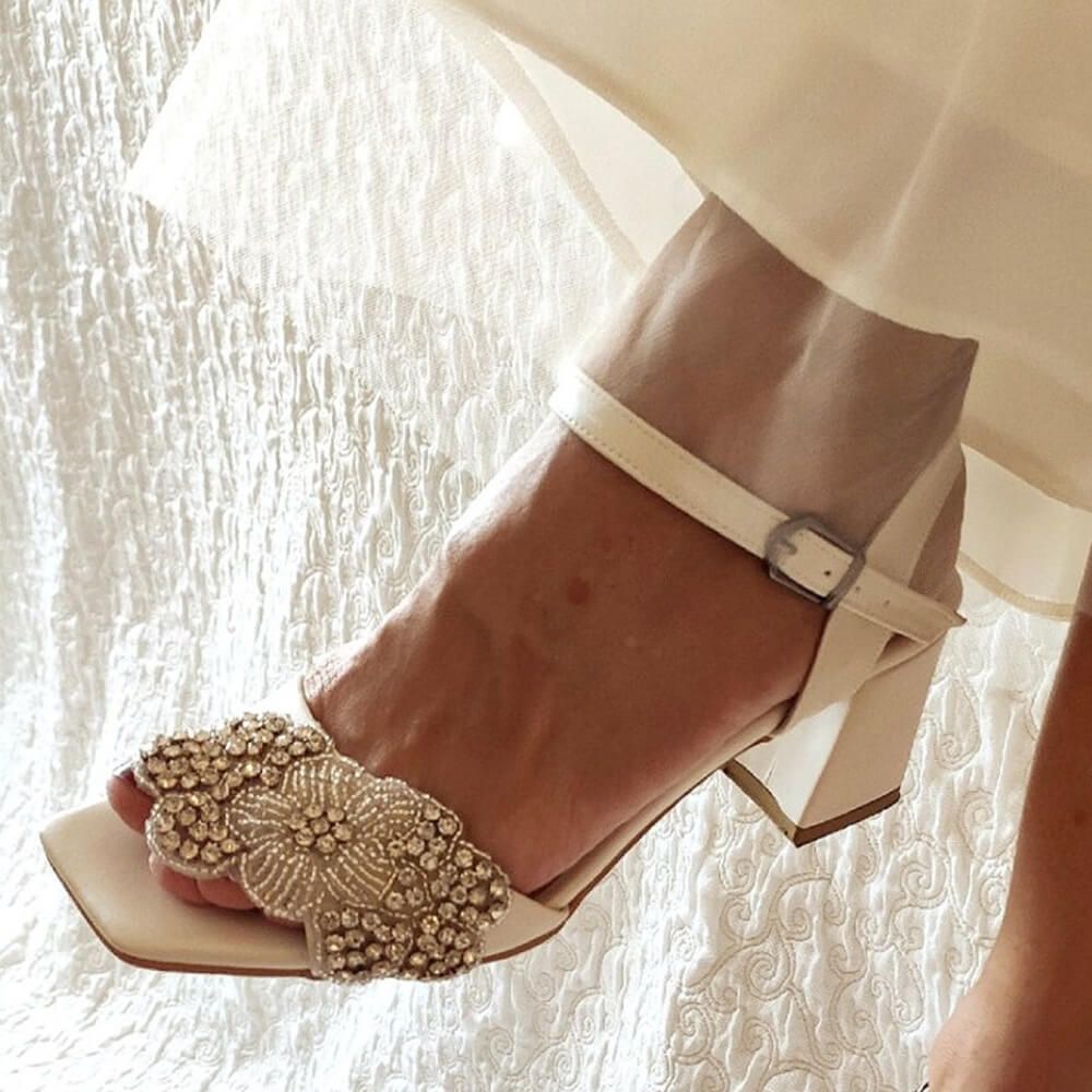 Women's White Square Toe Beaded Rhinestone Floral Wedding Heels Nicepairs