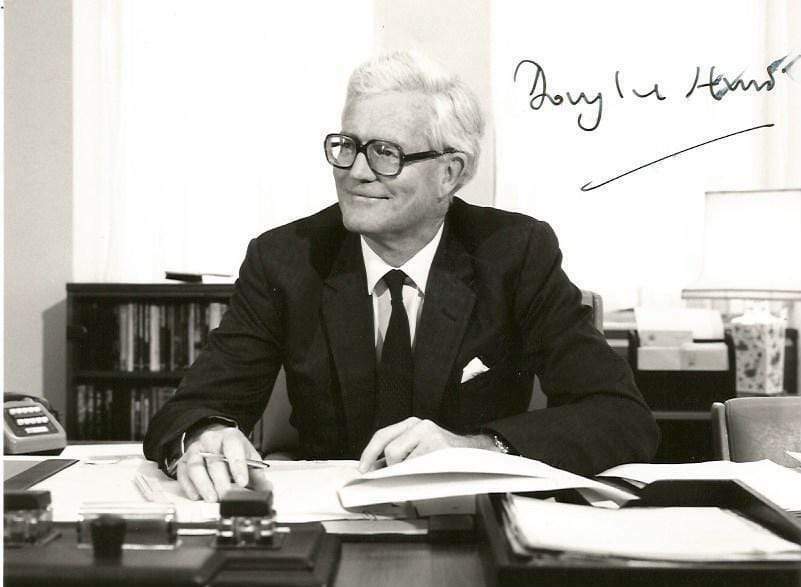 Douglas Hurd UK POLITICIAN autograph, signed Photo Poster painting