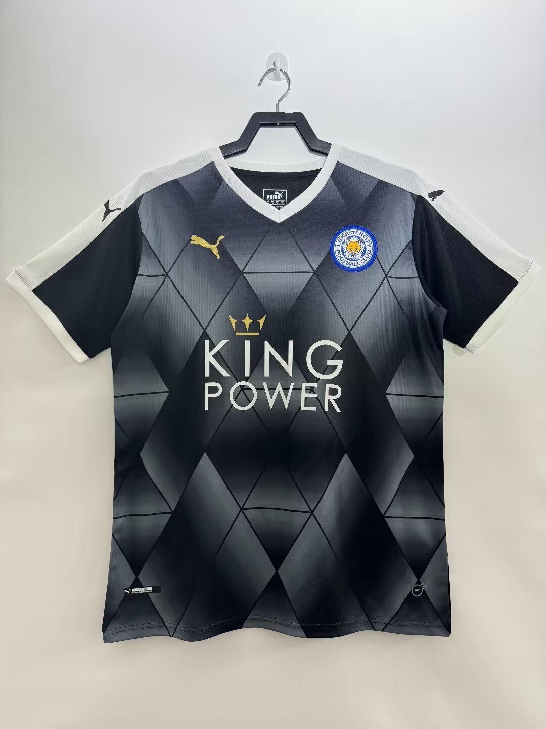 2015/2016 Retro Leicester City Away Football Shirt
