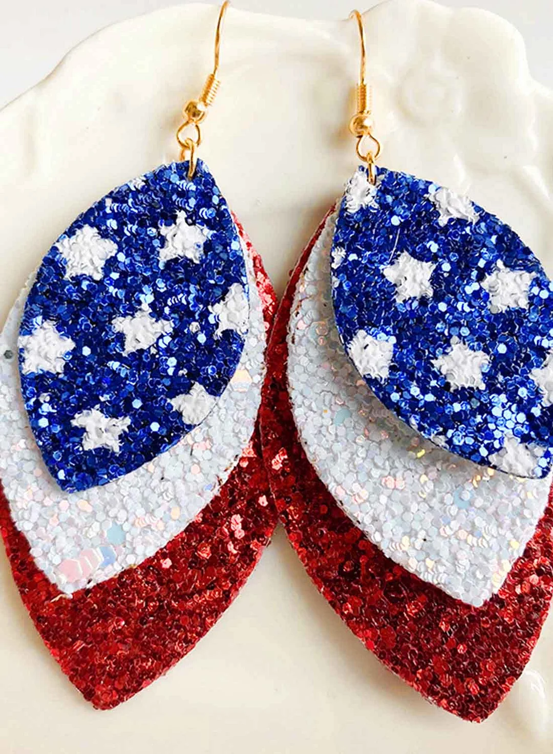 Buzzdaisy Women's Earrings Three-layer Leaf-shaped Flag Stud Earrings