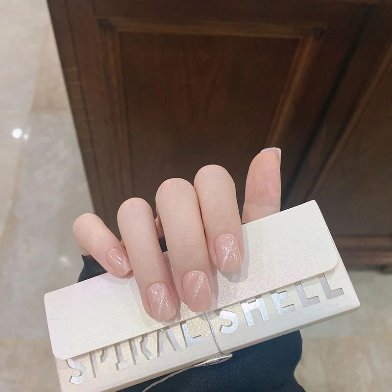 New Women Sweet Manicure Decorations Short Red Elegnet Fake Nail Tips with Glue Full Cover Fashion Simple Solid Color False Nail-Nail Inspo