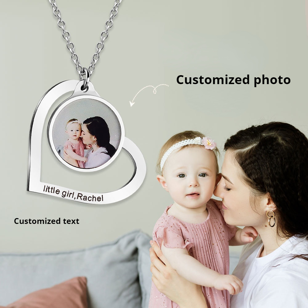 Loveyoufancy Keep Your Loved Ones Close with our Heart-Shaped Personalized Photo Pendant Necklace