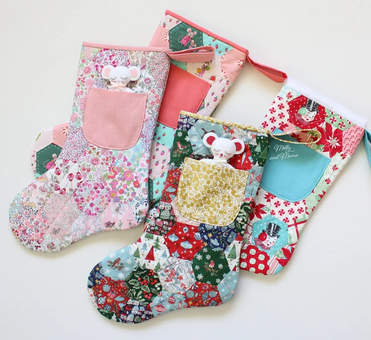 Christmas Eve Patchwork Sock Template + Instructions (Including Pocket Mouse)