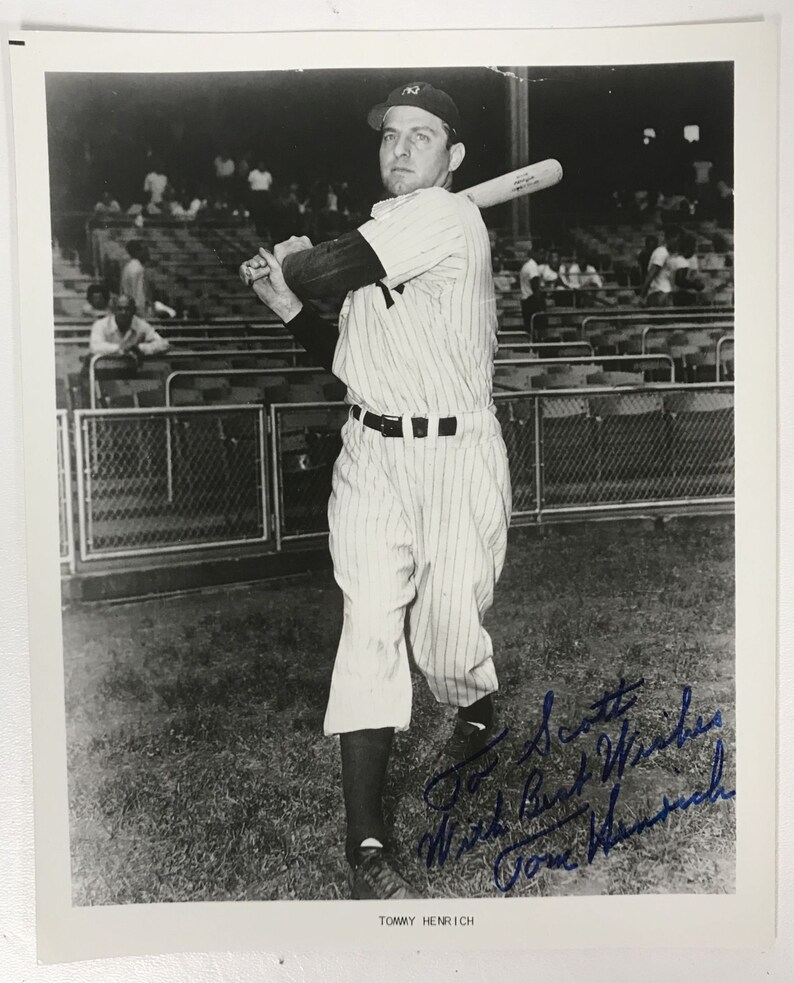 Tommy Henrich (d. 2009) Signed Autographed Vintage Glossy 8x10 Photo Poster painting - New York Yankees