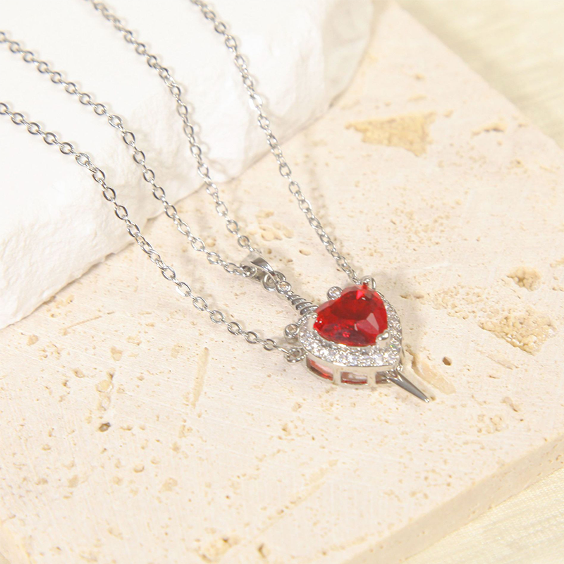 Valentine's Day 18K Gold Red Heart Dagger Couple Gift Necklace Jewelry