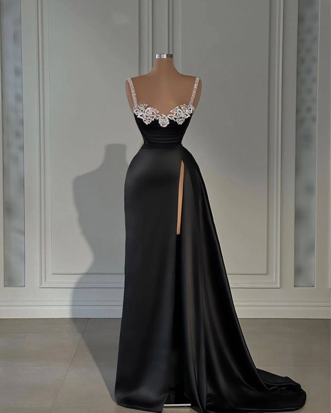 Daisda Chic Black Spaghetti Strap Sleeveless Prom Dress with Split