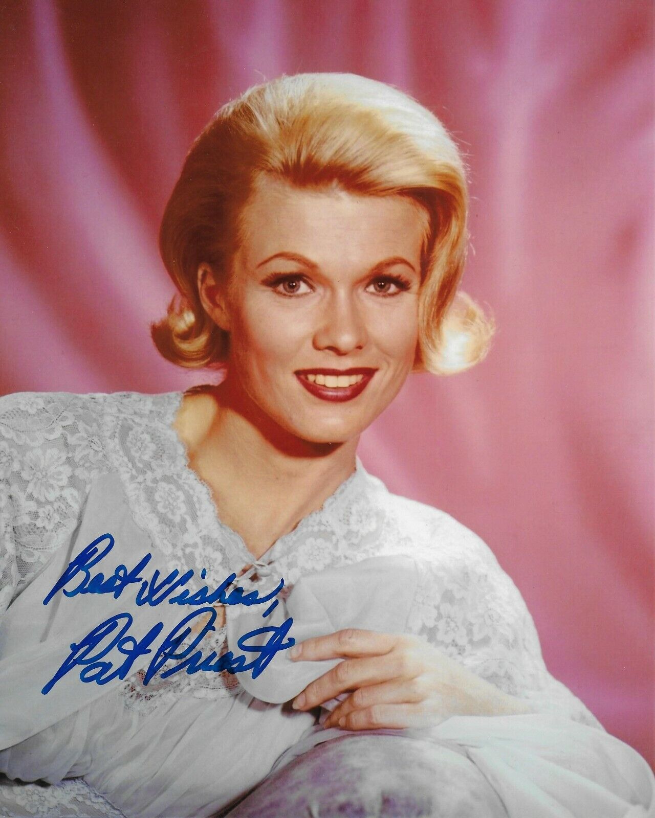 Pat Priest Original Autographed 8X10 Photo Poster painting - The Munsters