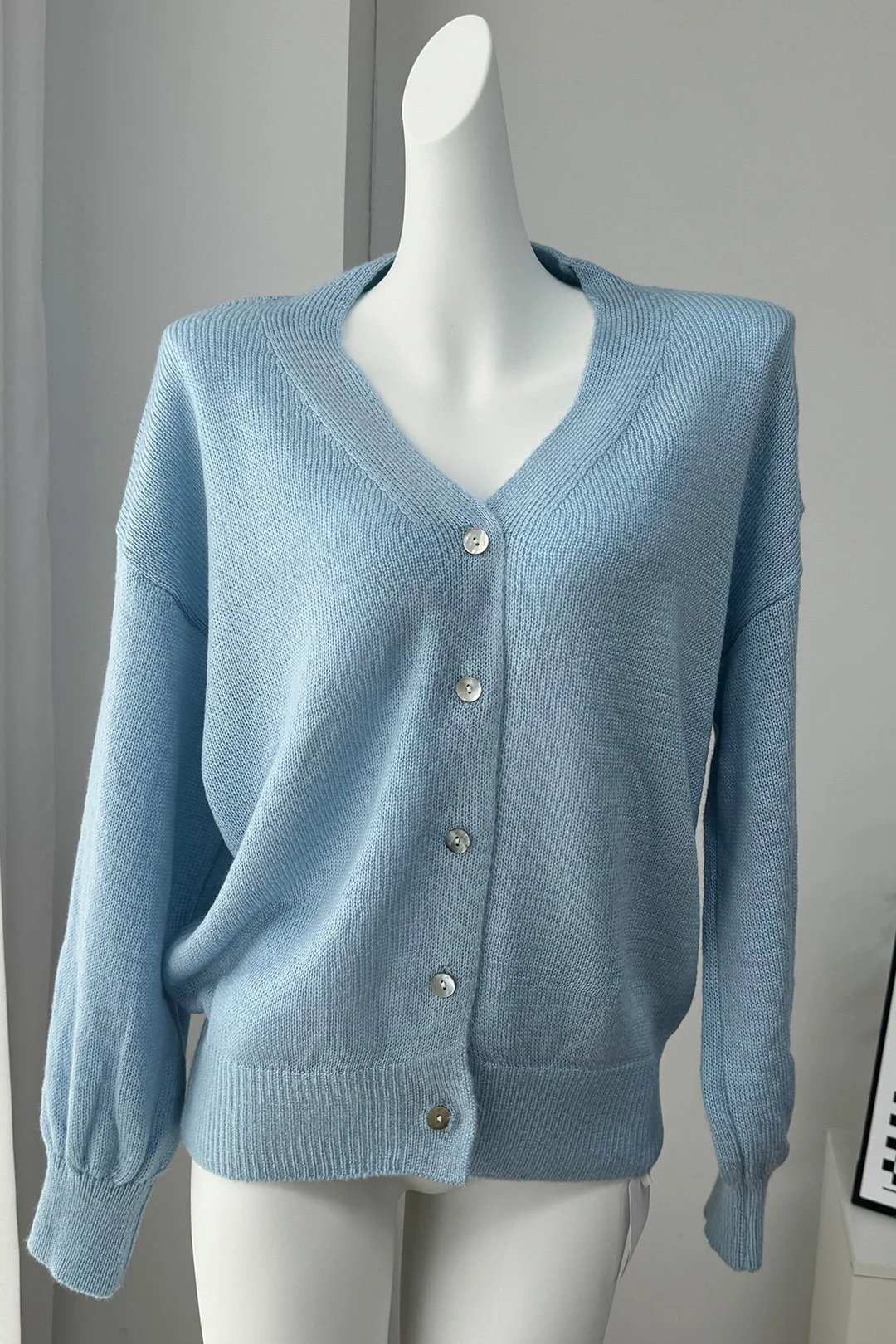 Athvotar Athvotar New Soft Horse Hair V-Neck Hollow Open Shirt Femininity Lazy Wind Buckle Lantern Sleeve Sweater Coat