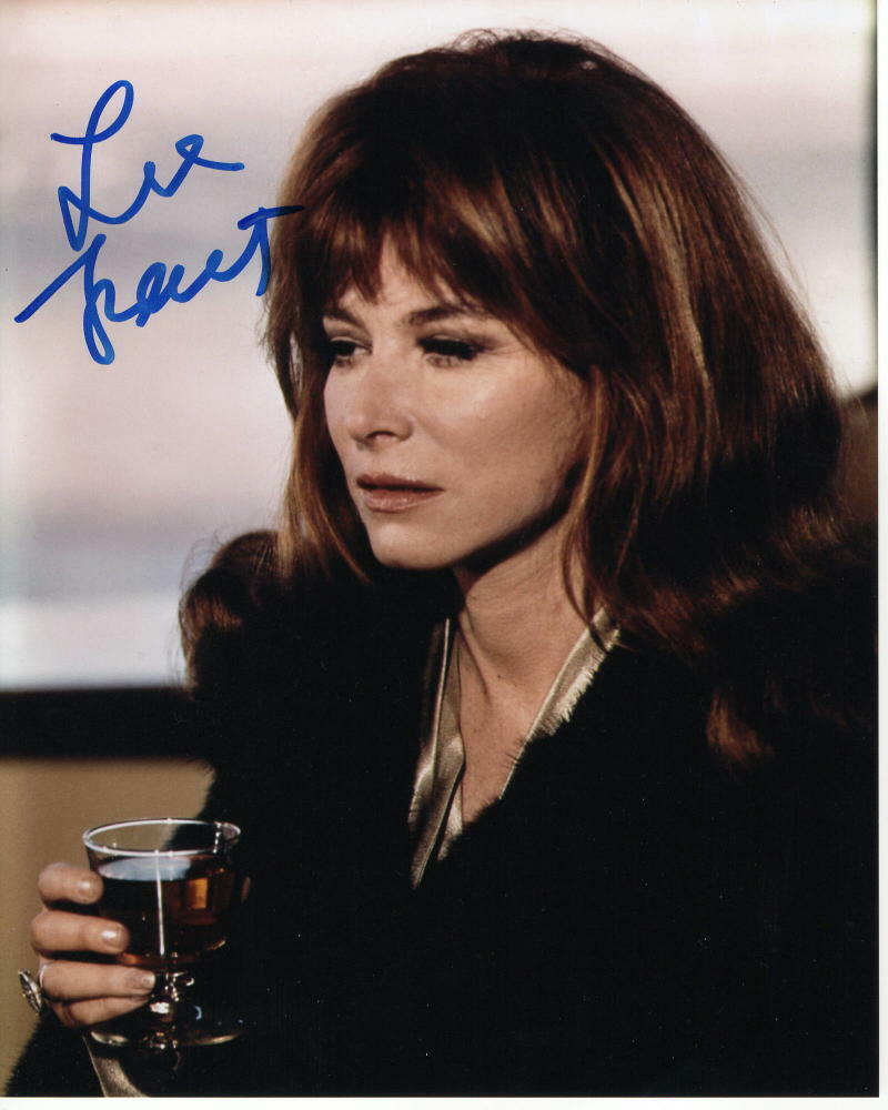 LEE GRANT SIGNED AUTOGRAPHED 8X10 Photo Poster painting - IN THE HEAT OF THE NIGHT SHAMPOO OSCAR