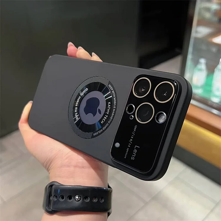 Matowe magnetyczne etui na iPhone'a