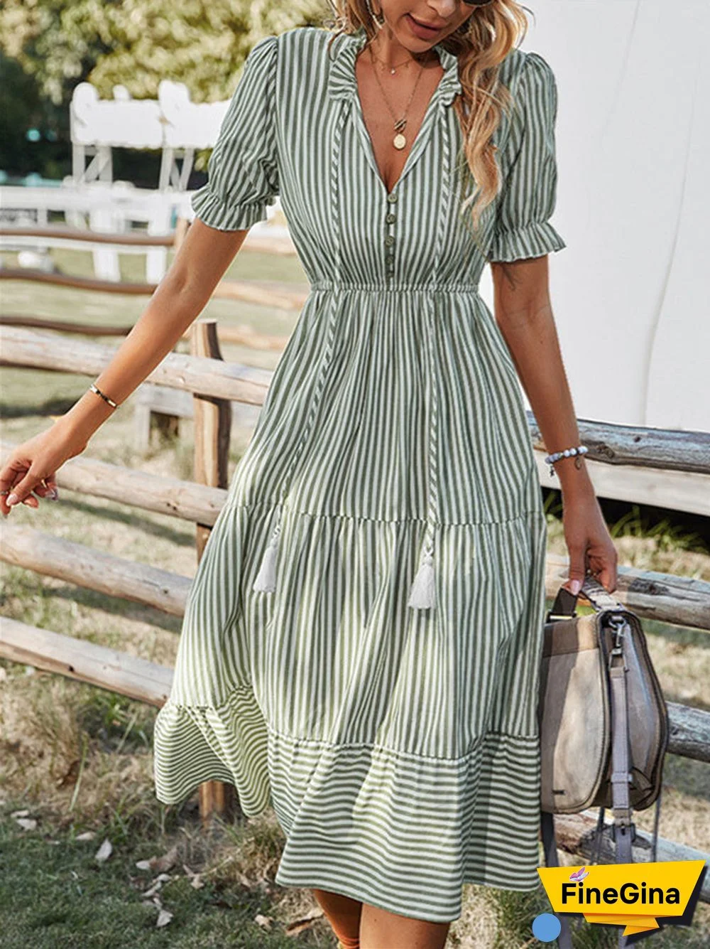 Women's Short Sleeve V-neck Graphic Striped Midi Dress