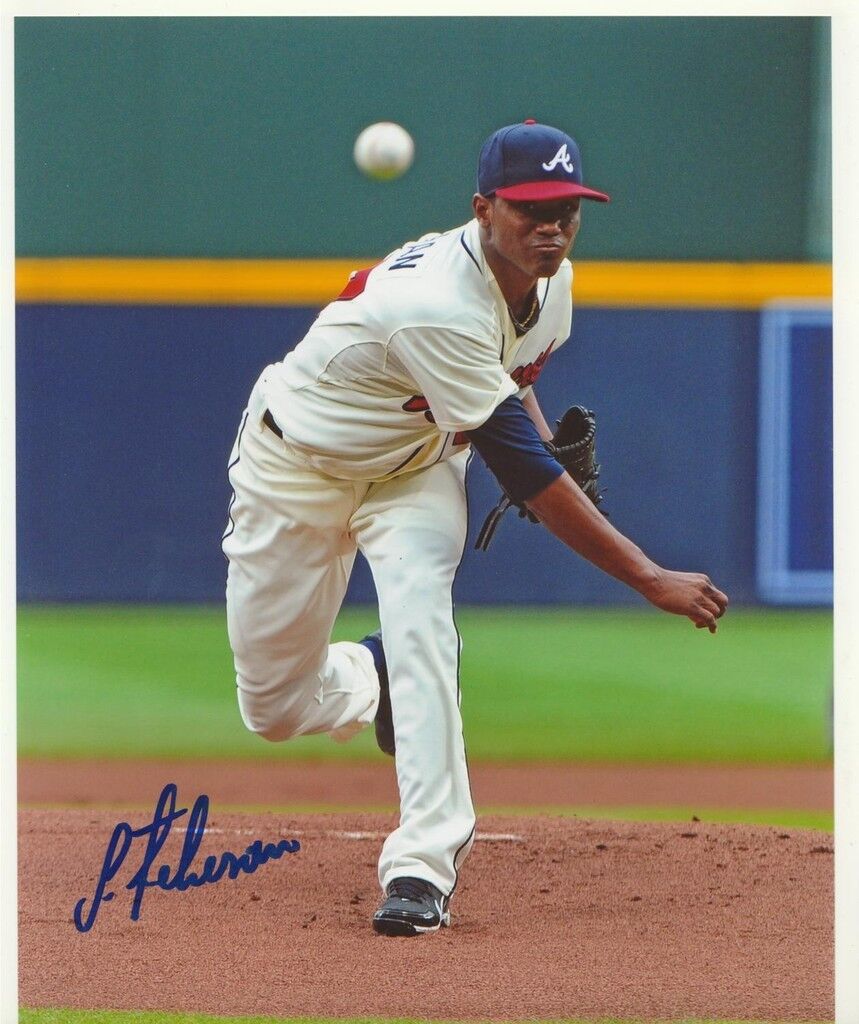 JULIO TEHERAN ATLANTA BRAVES SIGNED AUTOGRAPHED 8X10 Photo Poster painting W/COA MLB