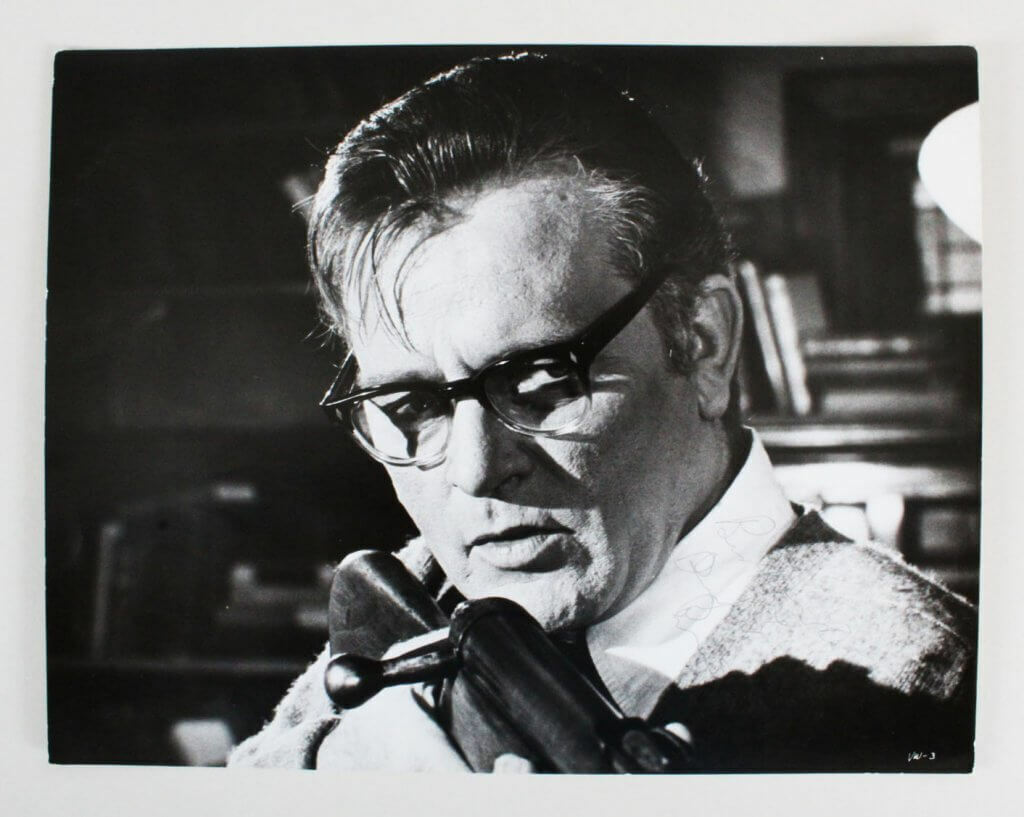 Richard Burton Signed Photo Poster painting 11x14 - COA JSA