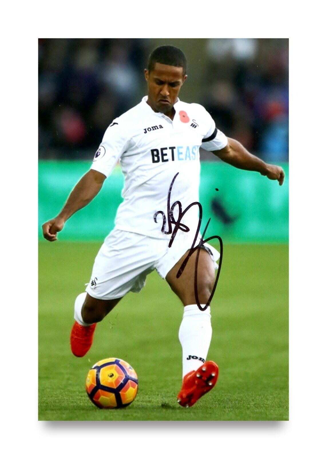 SMUDGED Wayne Routledge Signed 6x4 Photo Poster painting Swansea City QPR Genuine Autograph +COA