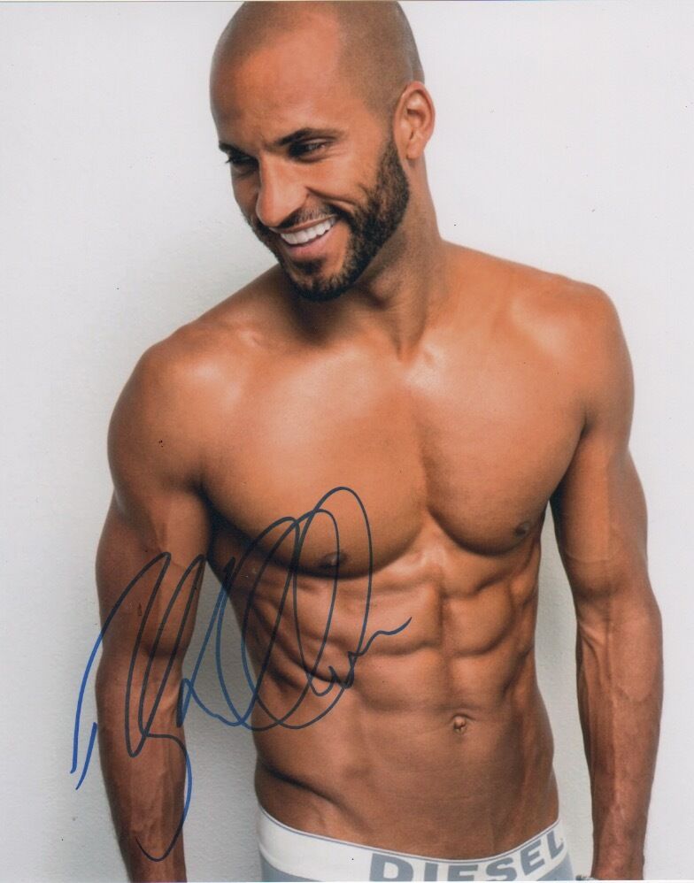 Ricky Whittle Autographed Signed 8x10 Photo Poster painting COA #4