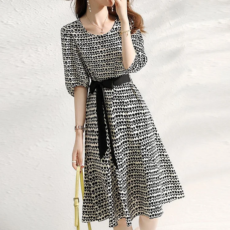 Black Casual Swing Geometric Half Sleeve Dresses QueenFunky