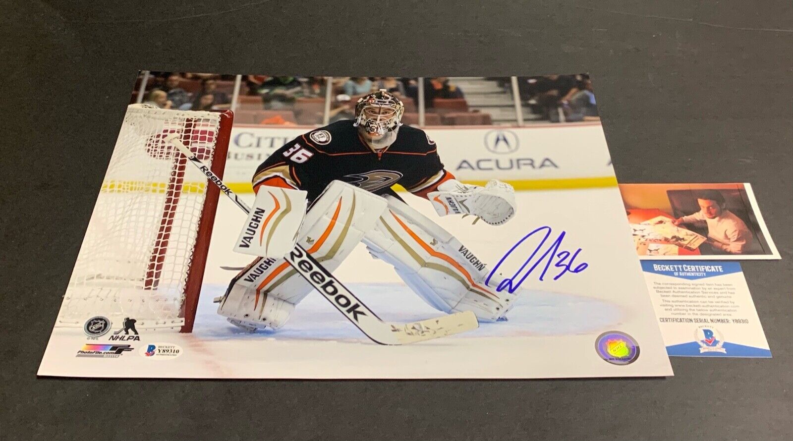 John Gibson Anaheim Ducks Autographed Signed 11x14 Beckett COA .