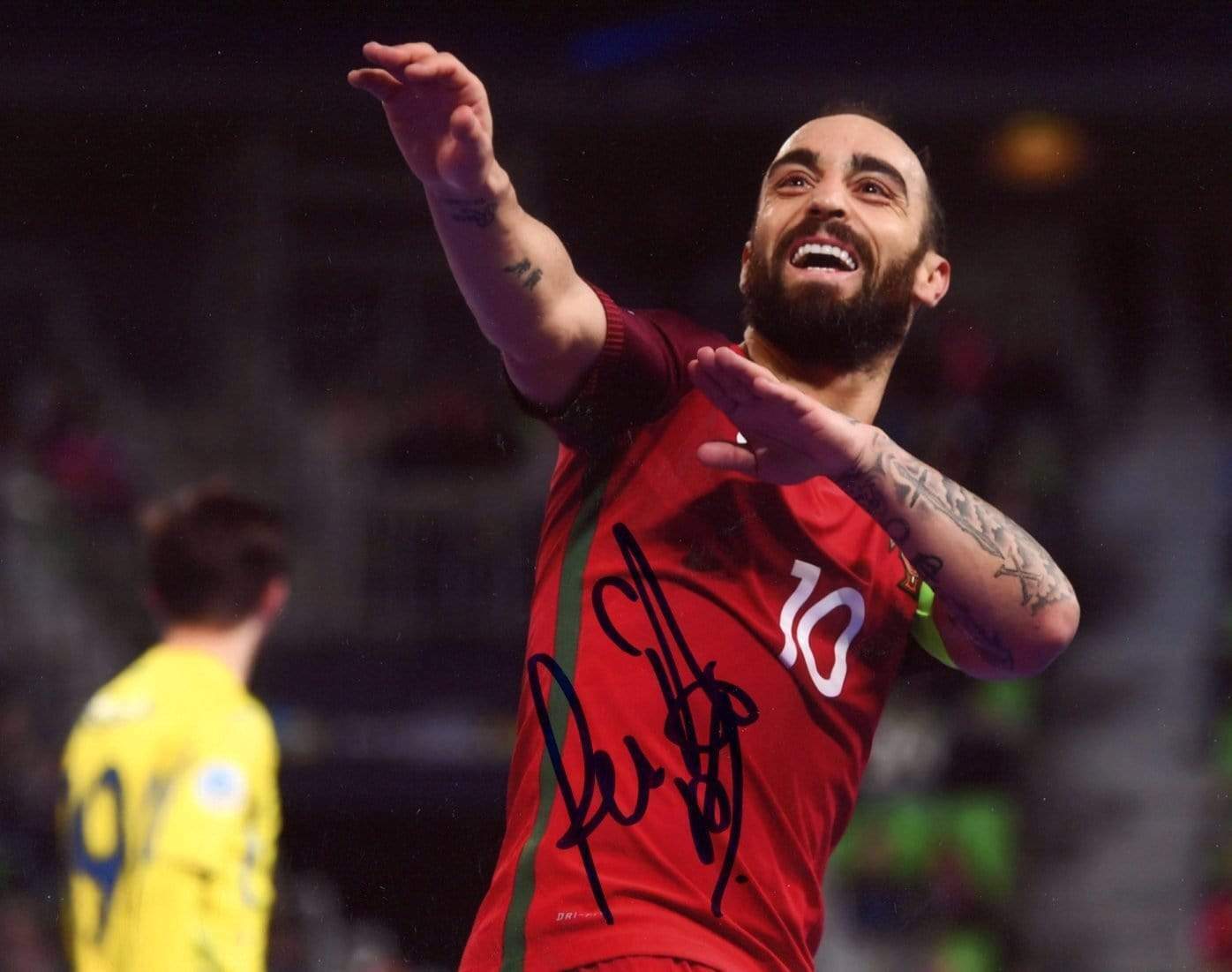 SOCCER Ricardinho PORTUGAL NATIONAL SOCCER TEAM autograph, signed Photo Poster painting