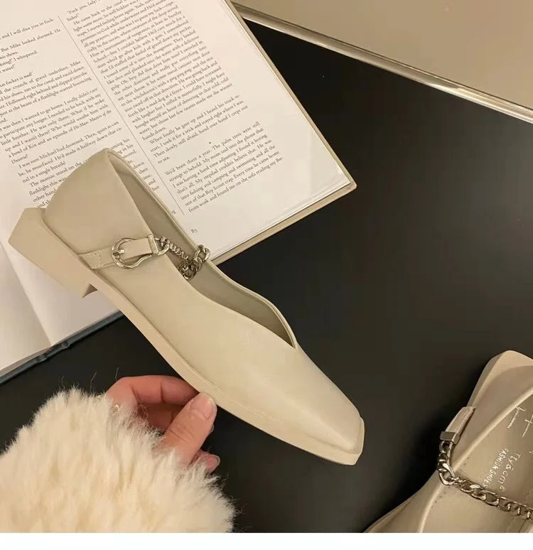 2022 Deformed Heel Autumn Luxury Chain Square Head Shallow Flat Shoes Women's Lazy Loafer Casual Flat Square Heels