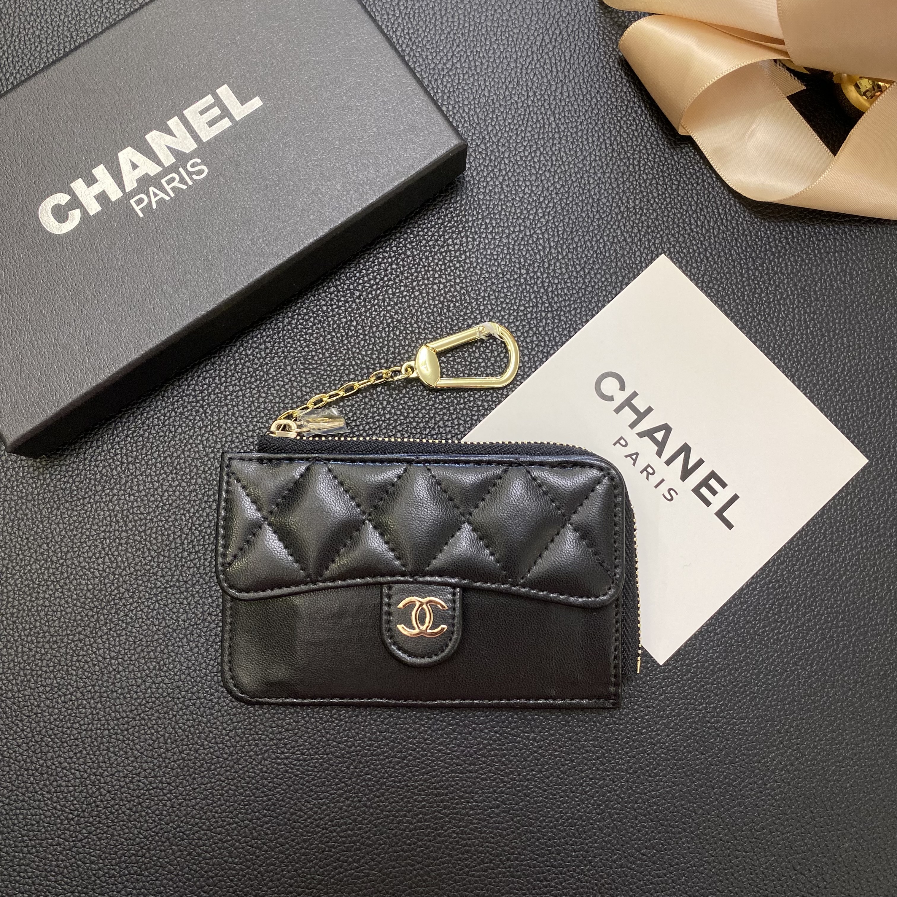 Chanel Elegant Genuine Leather Wallet Card Holder Secure Zipper