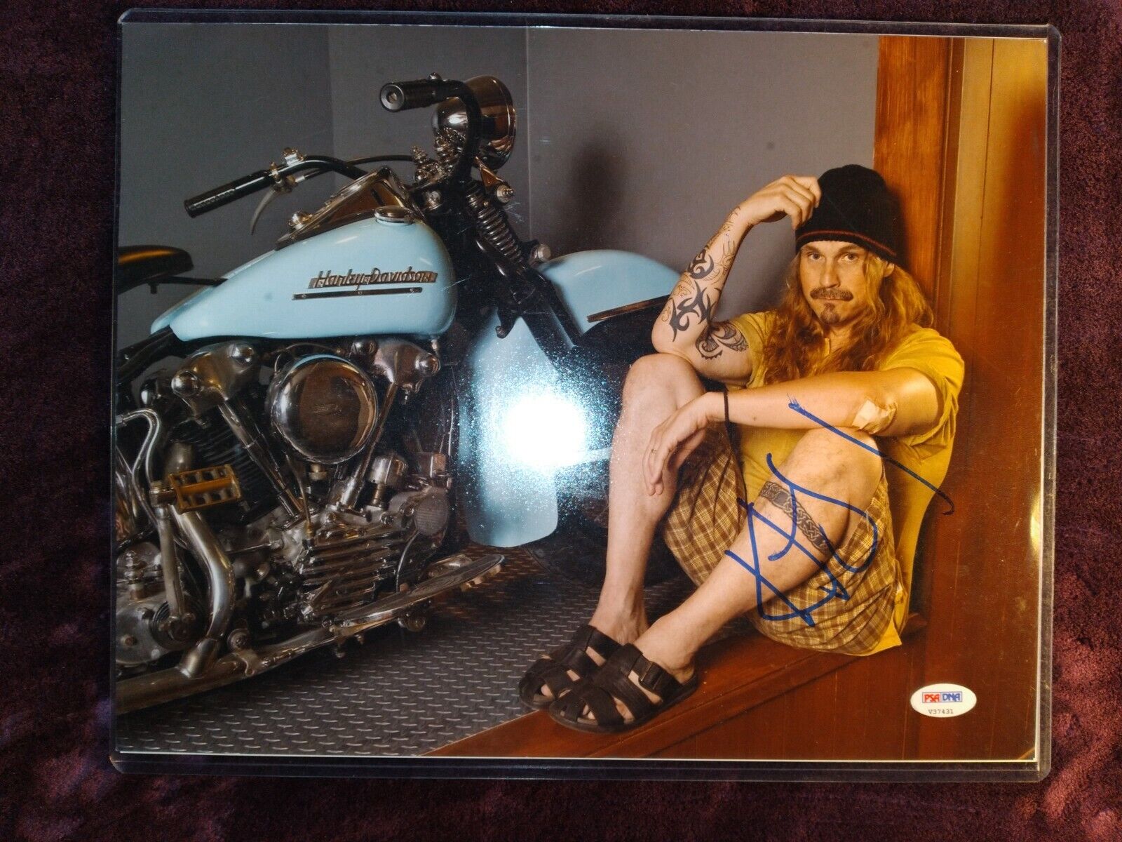 Kurt Sutter Signed 11x14 Photo Poster painting Autographed AUTO PSA/DNA COA Sons of Anarchy Maya