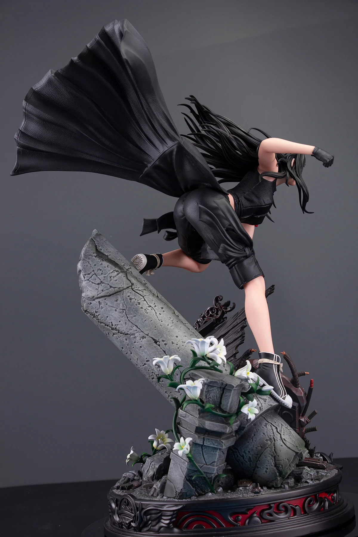 1/4 Scale Tifa Lockhart - (FF7) Final Fantasy VII Resin Statue - SunBird  Studio [In Stock]