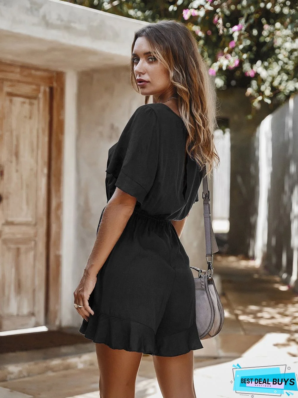 Solid-Colored Holiday Wind Short Jumpsuit