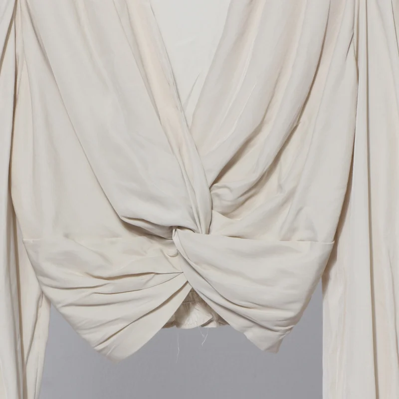 Uveng 2022 Sexy Niche Cross-Kinny Wrinkles V-Neck Pad Shoulder Long Sleeve Shirt Short High-Waist Bubble Sleeve Top