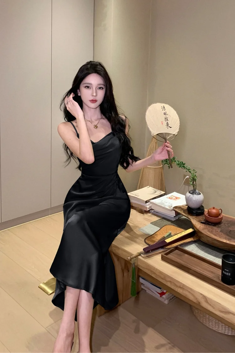 Ejimei Sexy Bodycon Satin Dress Women New Summer Spaghetti Strap Swinging Collar Mermaid Solid Evening Party Dresses Prom Robe Vestido