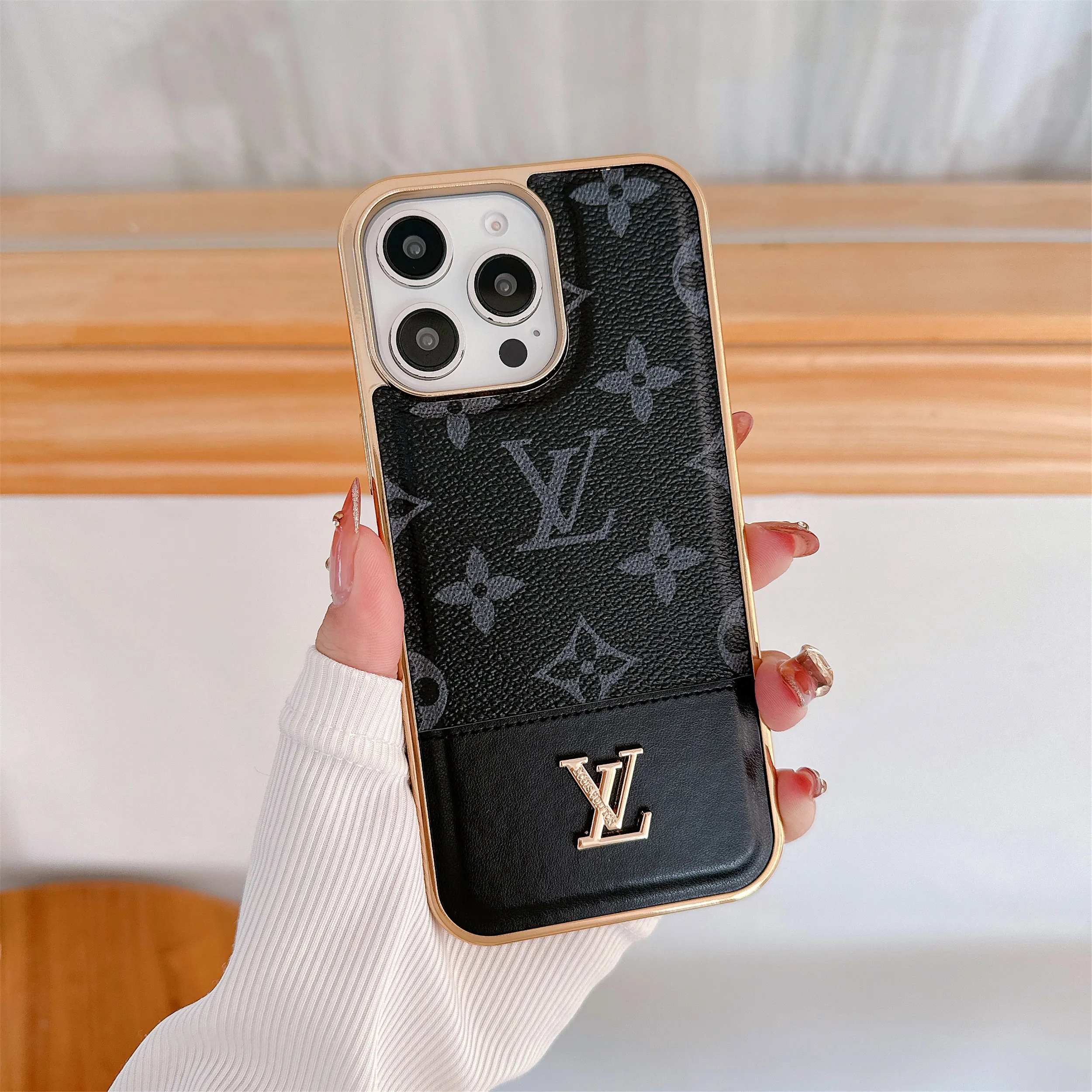 Luxury Electroplated Canvas Louis Vuitton Apple iPhone Cases