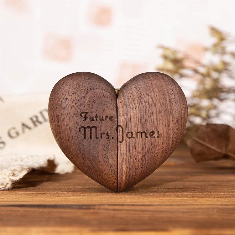 Personalized Heart-shaped Solid Wood Ring Box for Proposal
