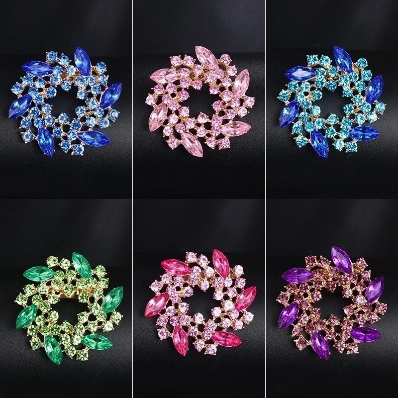 Korean Style Pin Flower Alloy Plating Rhinestones Women’S Brooches