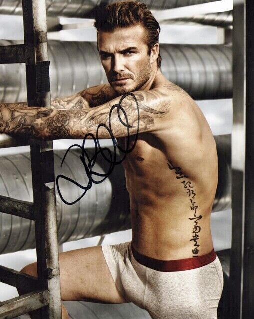 David Beckham Signed Real Madrid - LA Galaxy 8x10 inch Photo Poster painting - Futbol - Soccer