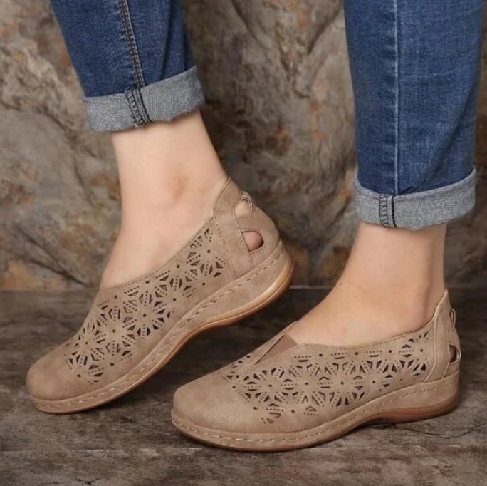 Qengg New Women Fashion Sandals Waterproo Sli on Round Toe Female Slippers Casual Comfortable Outdoor Walking Footwear  Plus Size