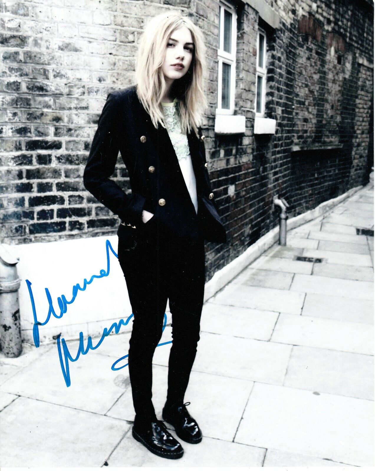 HANNAH MURRAY SIGNED SEXY Photo Poster painting UACC REG 242 (2)