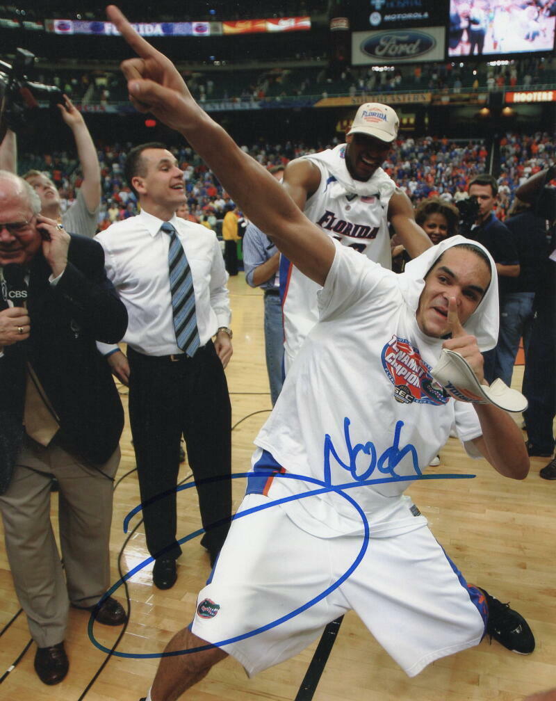 JOAKIM NOAH SIGNED AUTOGRAPH 8X10 Photo Poster painting -2007 FLORIDA GATORS NATIONAL CHAMPION B