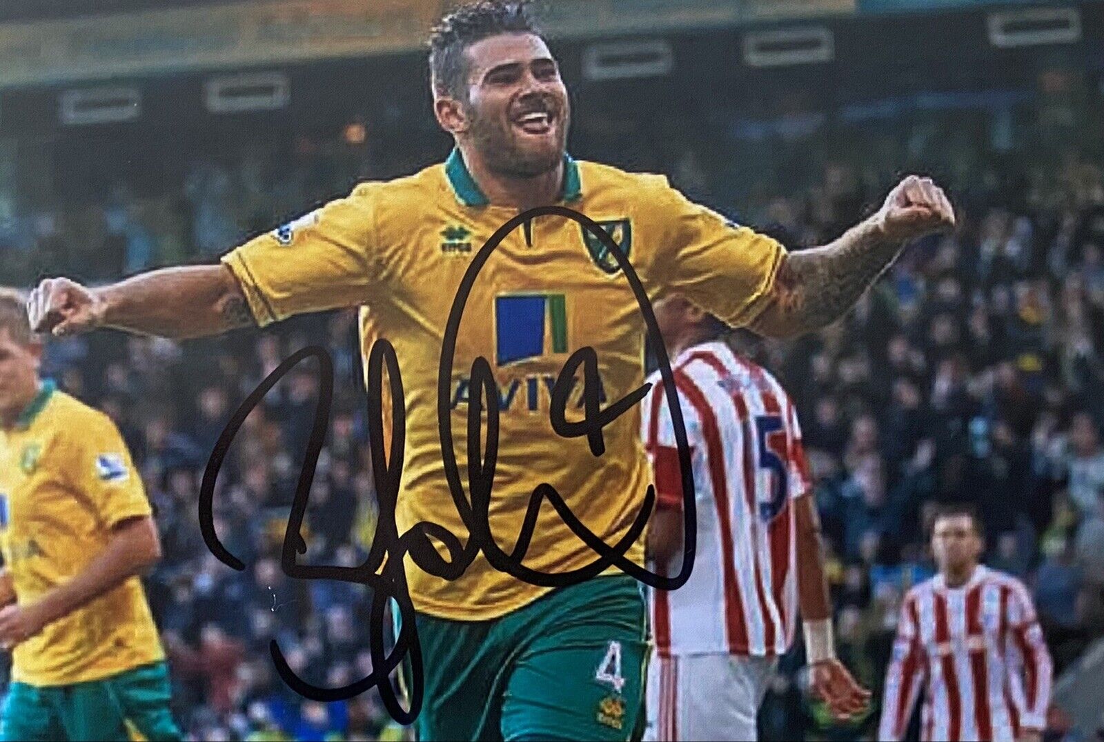 Bradley Johnson Genuine Hand Signed Norwich City 6X4 Photo Poster painting 2