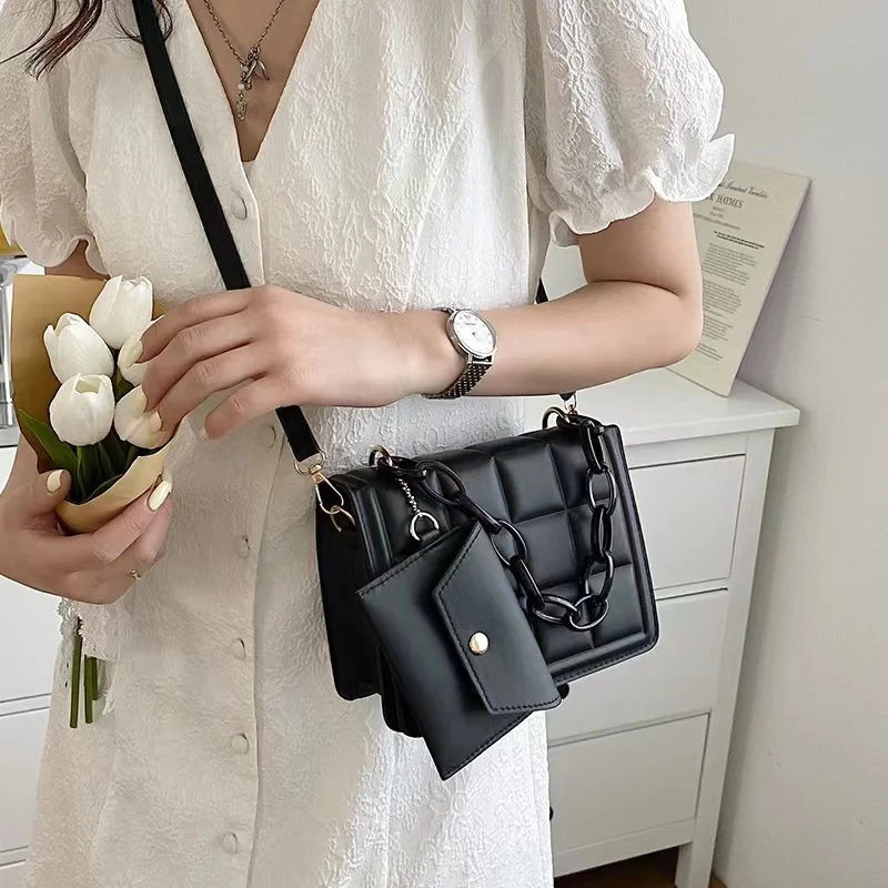 Danccia  C-CLARE CROSSBODY BAG