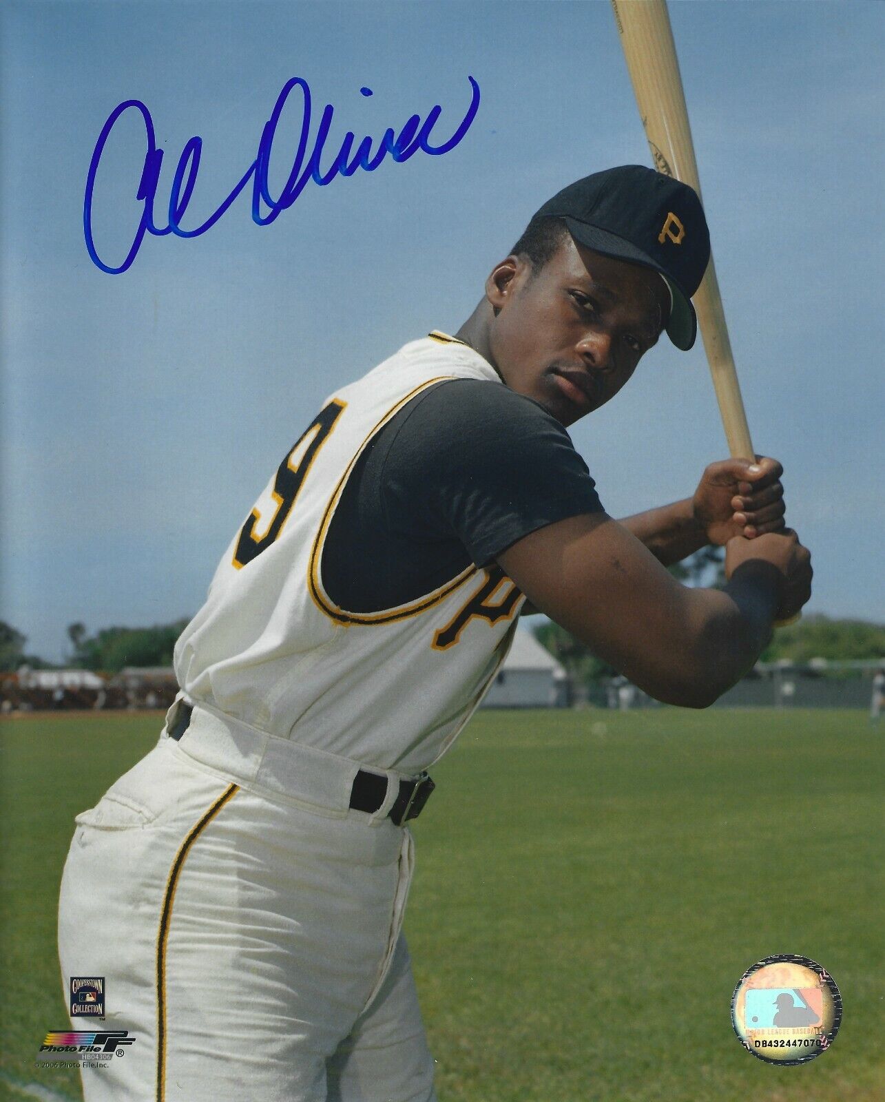 Signed 8x10 AL OLIVER Pittsburgh Pirates Autographed Photo Poster painting - COA