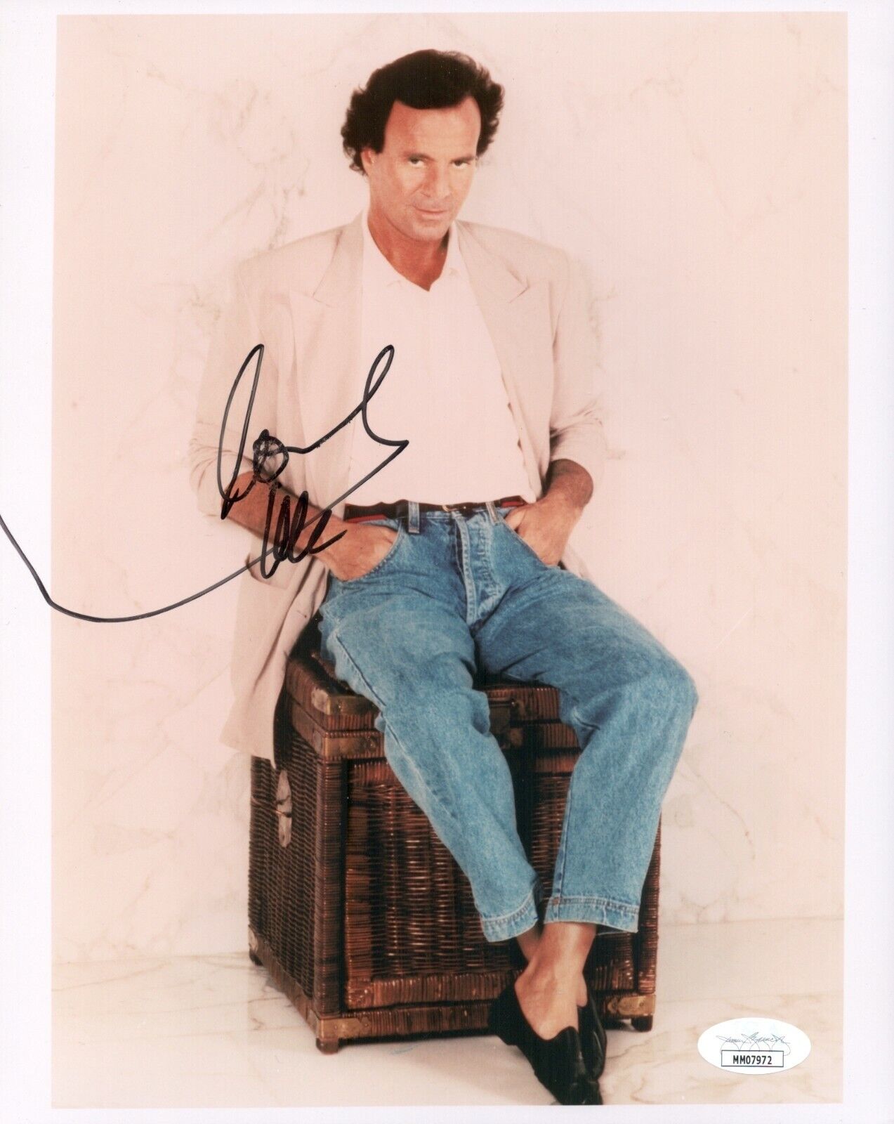 Legendary Singer JULIO IGLESIAS Signed 8x10 Photo Poster painting Autograph JSA COA