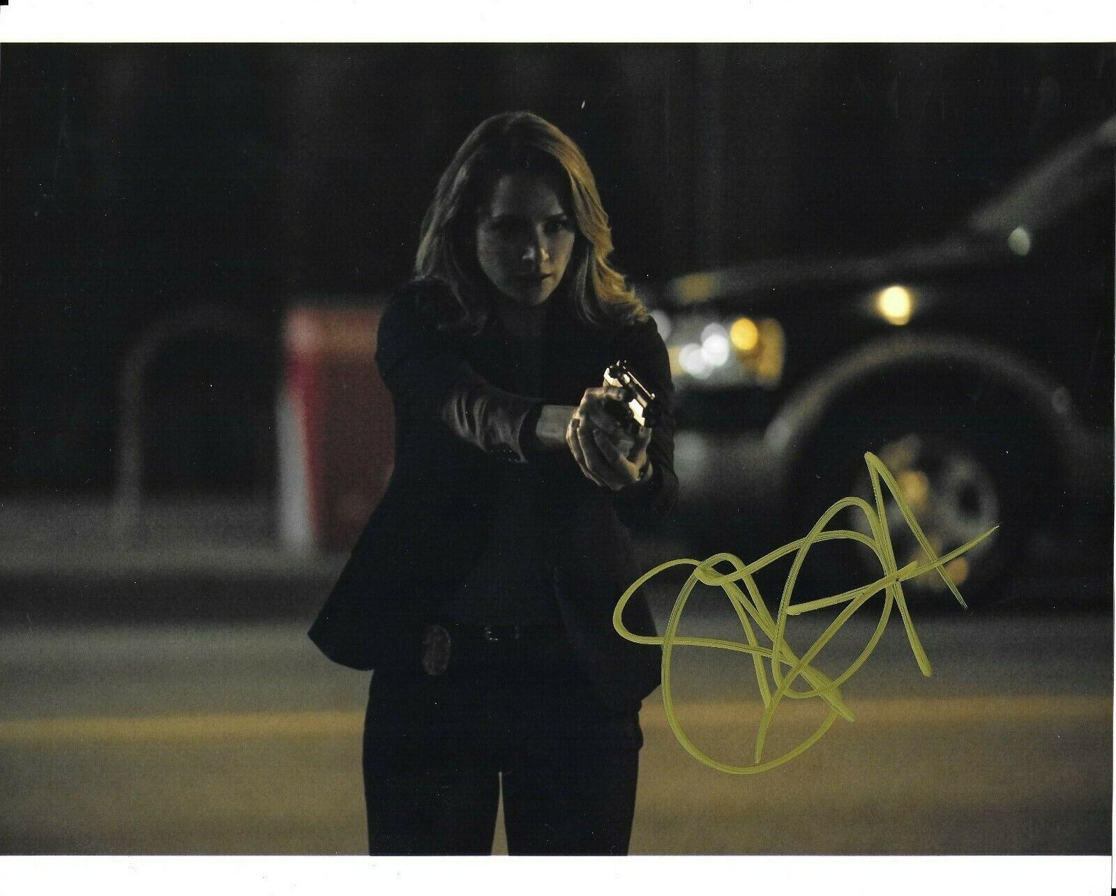 Shantel VanSanten The Flash autographed Photo Poster painting signed 8x10 #3 Patty Spivot