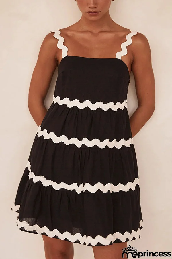 Feminine and fresh Dress