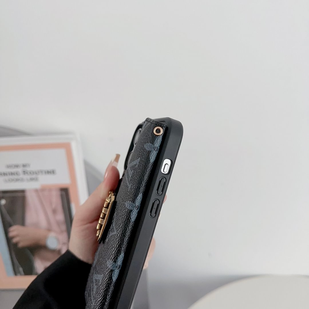 LV new petite malle women fashion messenger bag apple iPhone leather cases