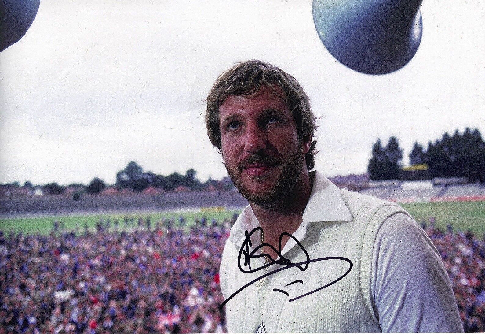 Ian Botham Signed 12X8 Photo Poster painting England Cricket Beefys Ashes AFTAL COA (2569)