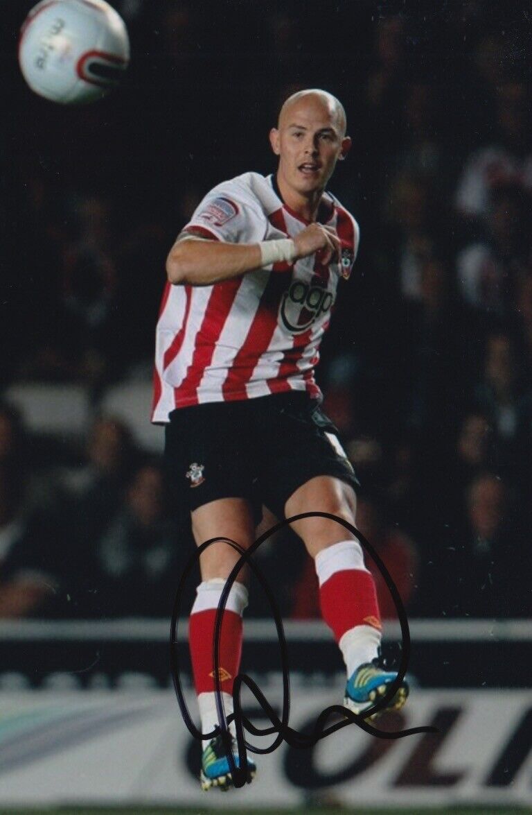 RICHARD CHAPLOW HAND SIGNED 6X4 Photo Poster painting - FOOTBALL AUTOGRAPH - SOUTHAMPTON.