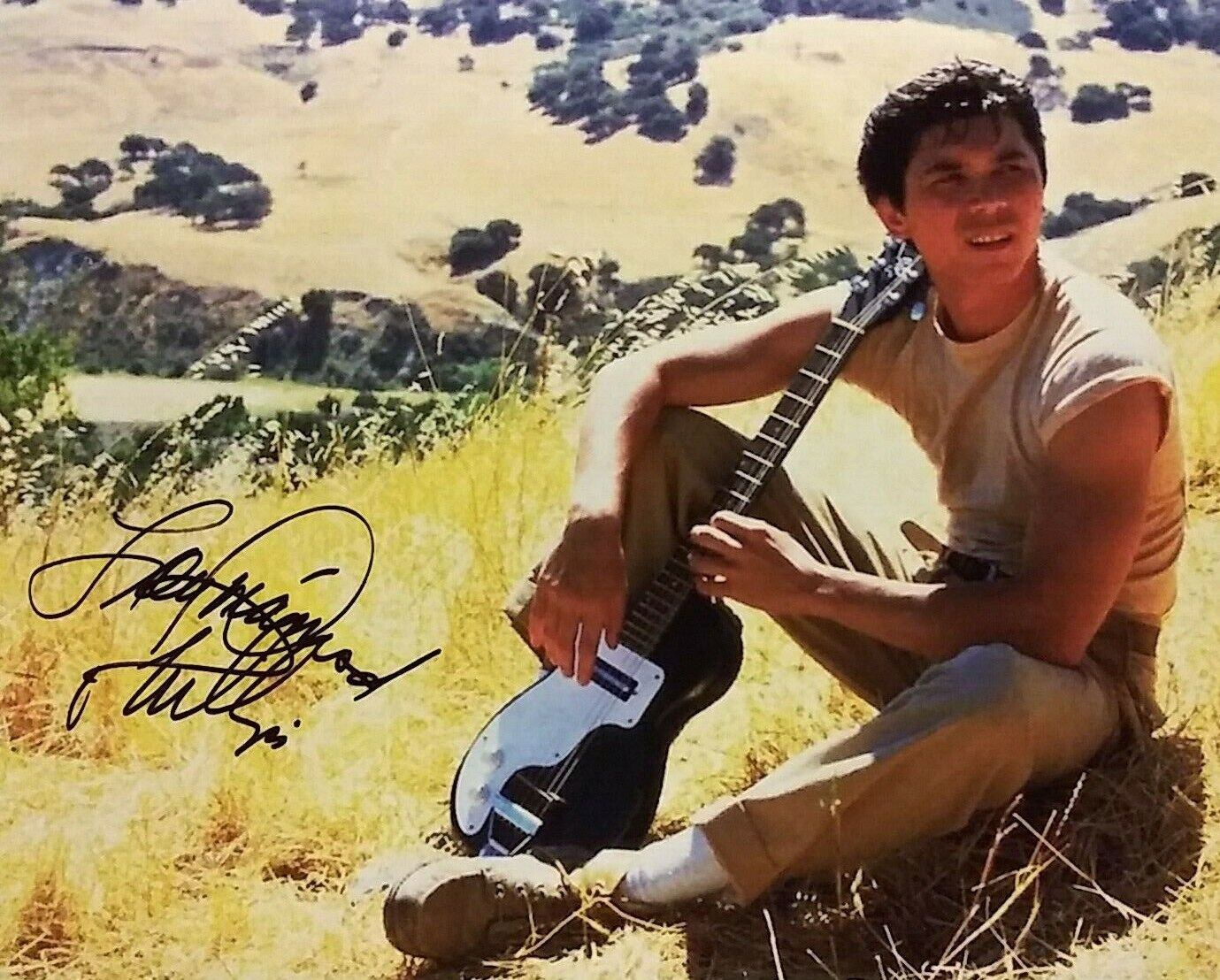 Lou Diamond Phillips signed 8 x 10