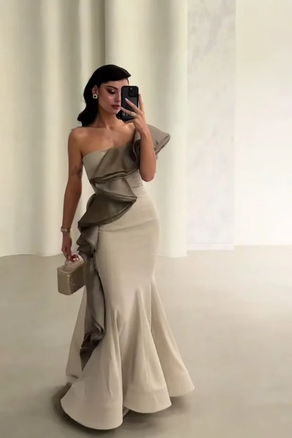 Elegant Asymmetric Sleeveless Beaded Pleated Mermaid Prom Dress YK0127