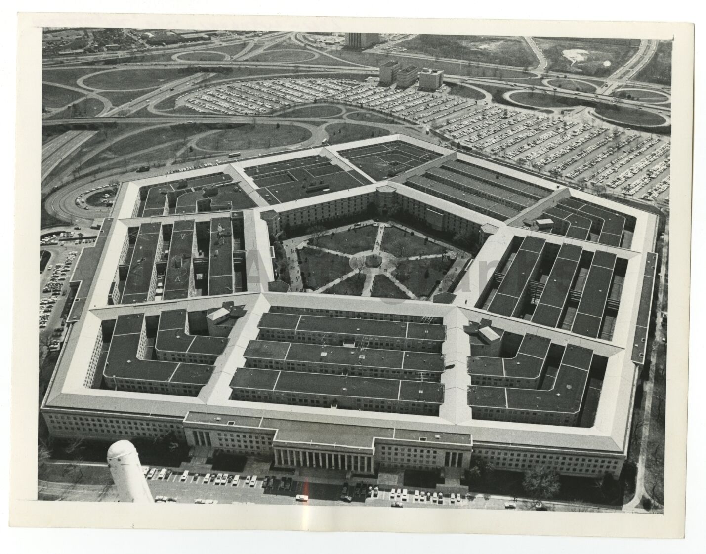 The Pentagon - Vintage Publication Photo Poster paintinggraph - Aerial View - 1967