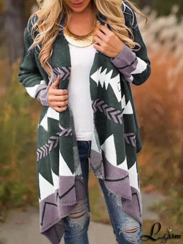 Relaxed and Timeless Cardigan